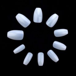 detail of short ballerina full cover nail tips-1